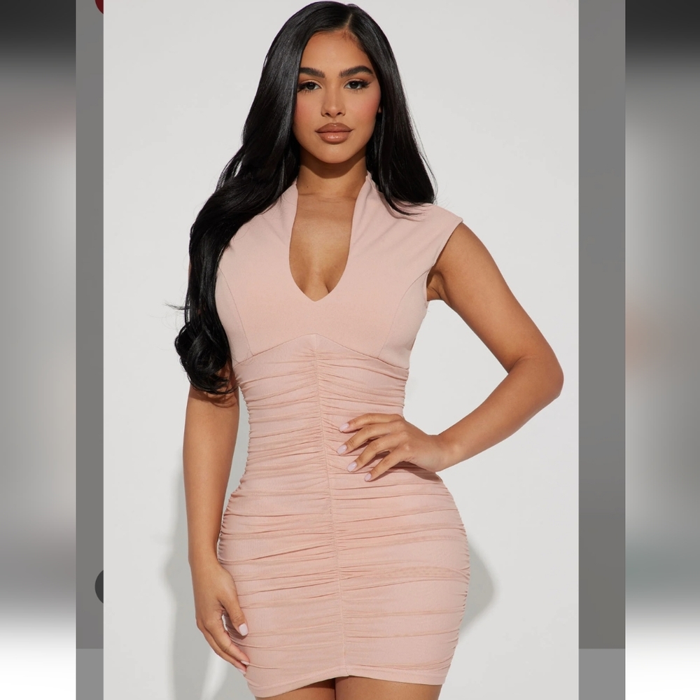 NWT FashionNova Women’s Diana Ruched Mini Dress Size Small - Picture 1 of 5